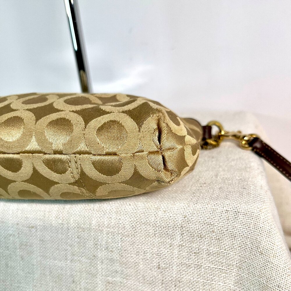 Coach Madison OP Art Sateen Lg Wristlet Signature Style #46638 - Picture 8 of 16